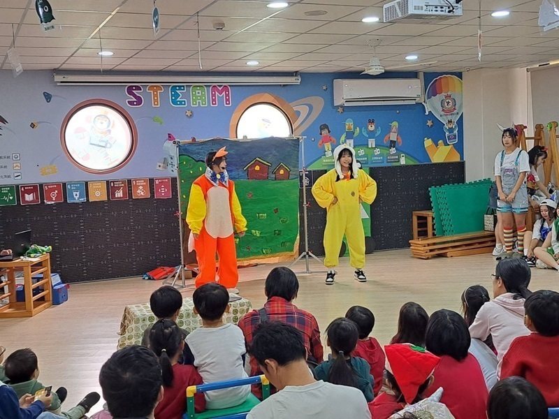 卓蘭高中學生劇場演出