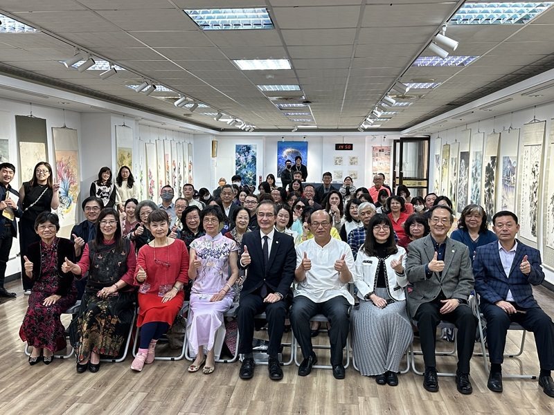 薪火相傳•中國女子書畫會前世今生風采展開幕大合照