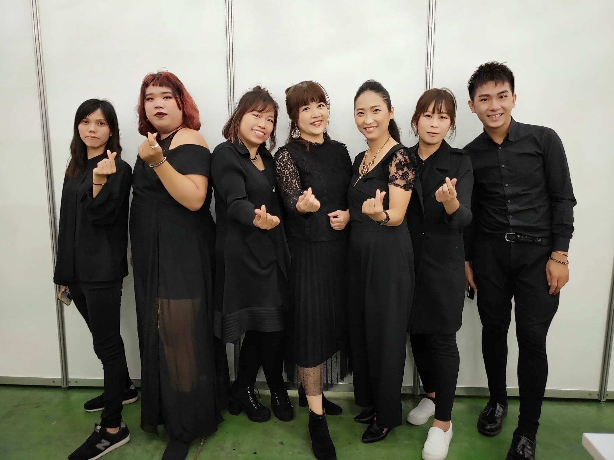 優質的流行設計系師生團隊