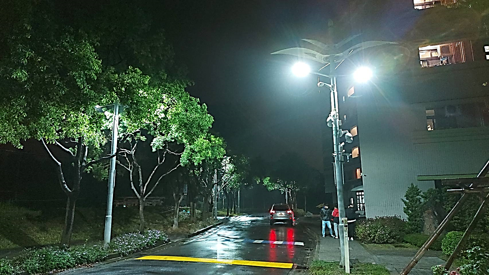 ▲一心樓宿舍南面便道與A道路口處