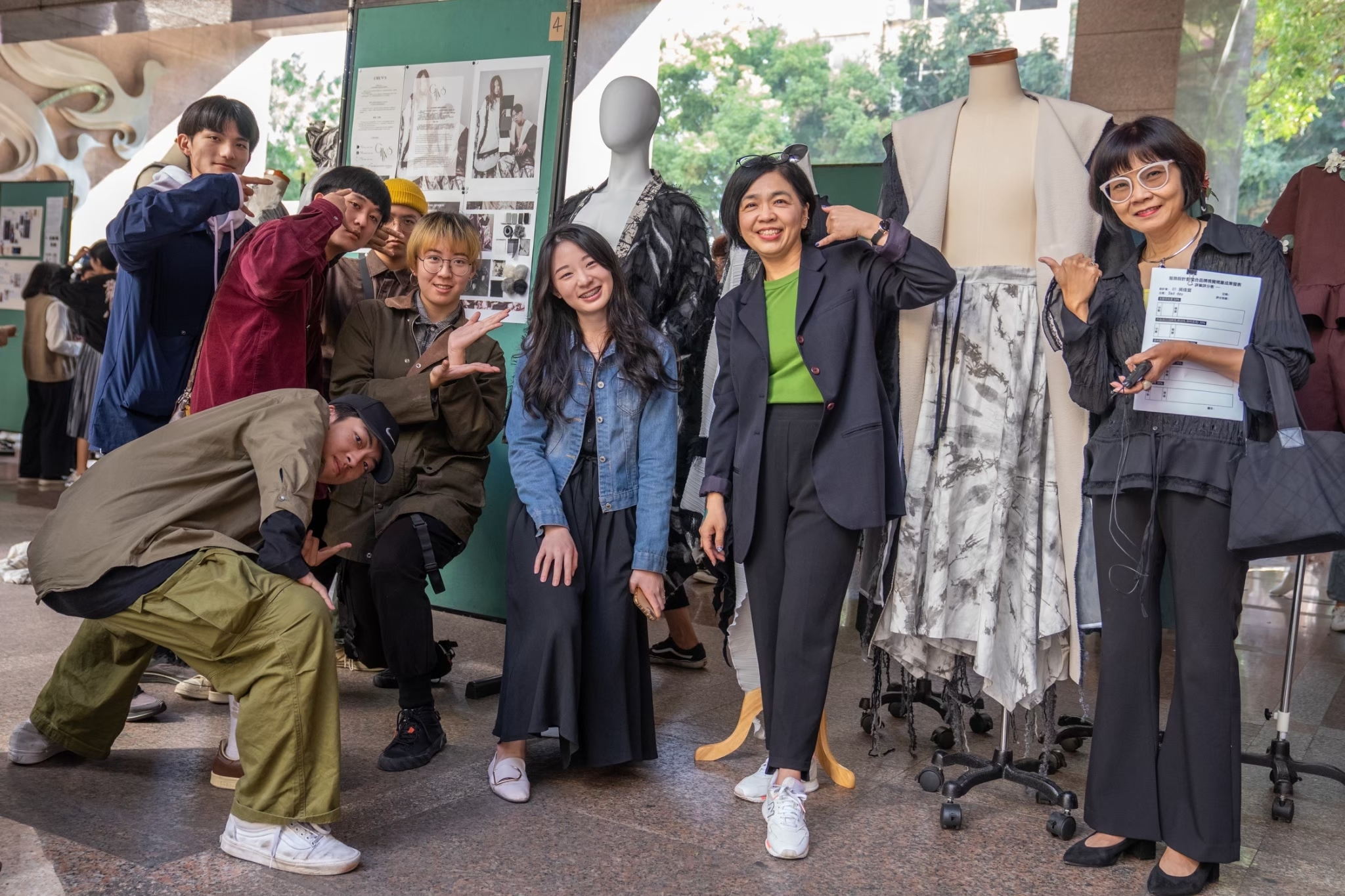 服飾設計暨整合品牌視覺規劃跨領域聯合成果靜態展