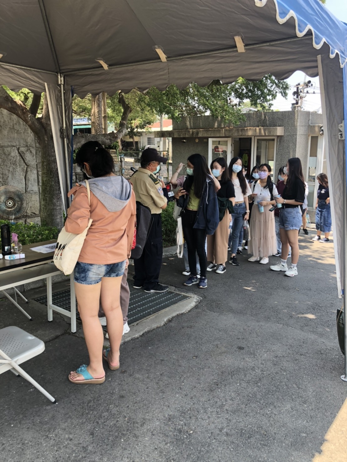 做好防疫動起來