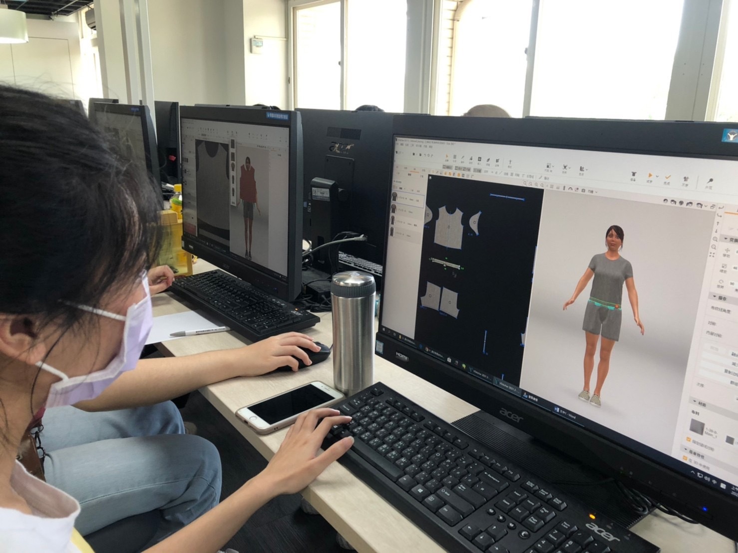 透過課程規劃,學生在學期間都能考取3D打版證照