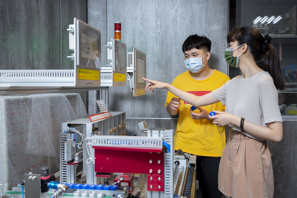 學生學習機聯網設備模擬製造現場