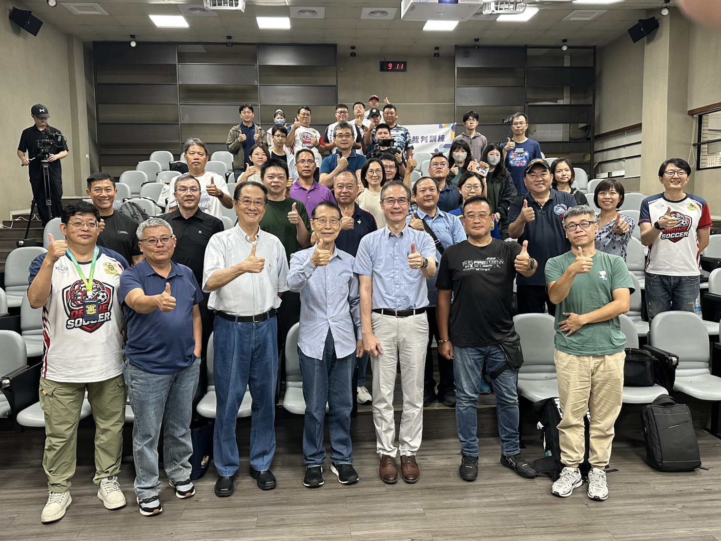 115年無人機足球裁判賽前複訓講習大合照。